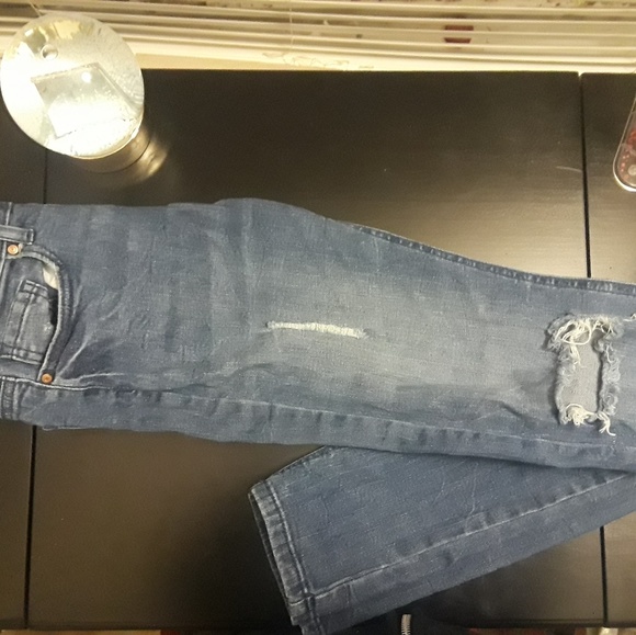 Forever 21 Highwaist Distressed Jeans - Picture 2 of 6
